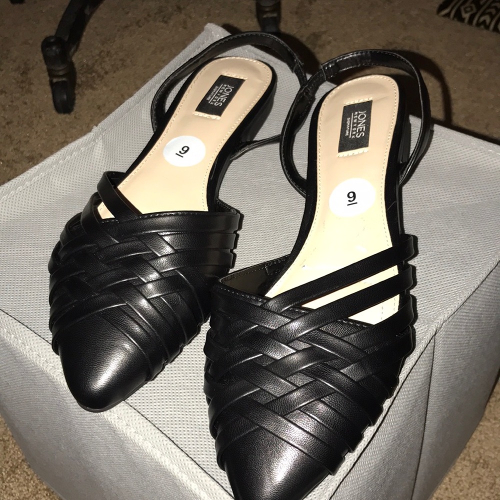 Jones New York flats